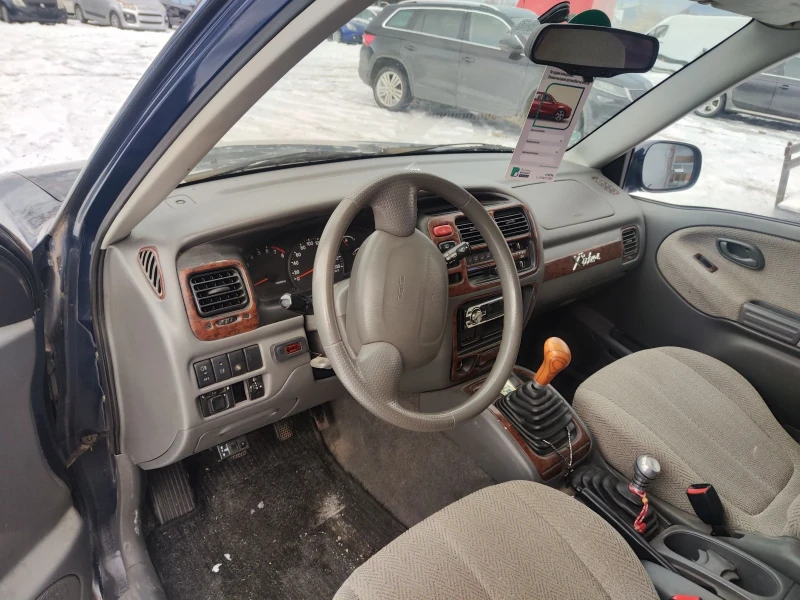 Suzuki Grand vitara 2.5 LPG KLIMA 4#4, снимка 13 - Автомобили и джипове - 53091005