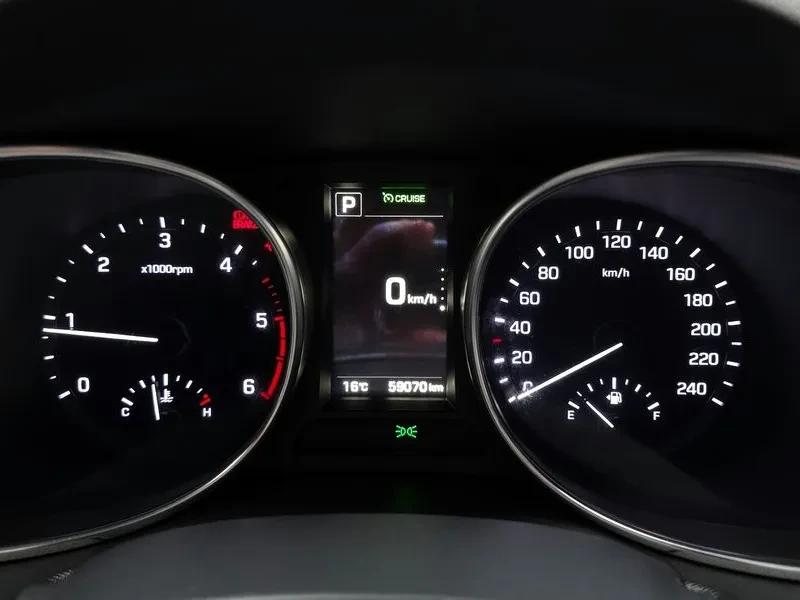 Hyundai Santa fe, снимка 8 - Автомобили и джипове - 54833536