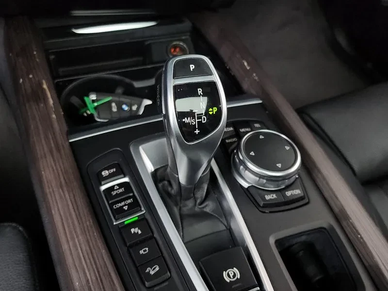 BMW X5 (F15) xDrive 40D, снимка 9 - Автомобили и джипове - 55264712
