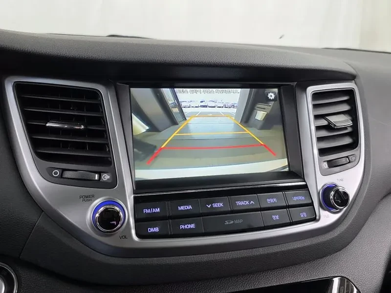 Hyundai Tucson Diesel 2.0 4Wd Premium, снимка 15 - Автомобили и джипове - 55615948