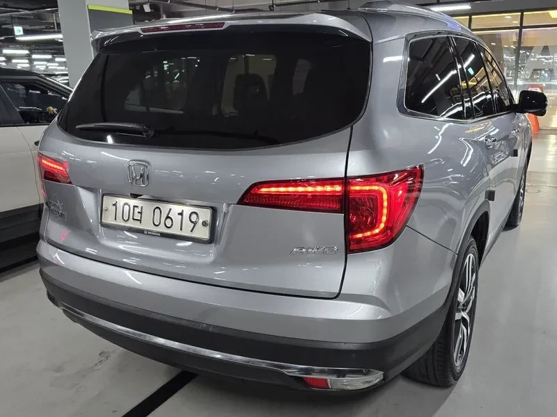 Honda Pilot 3.5 AWD 7места, снимка 2 - Автомобили и джипове - 55715701