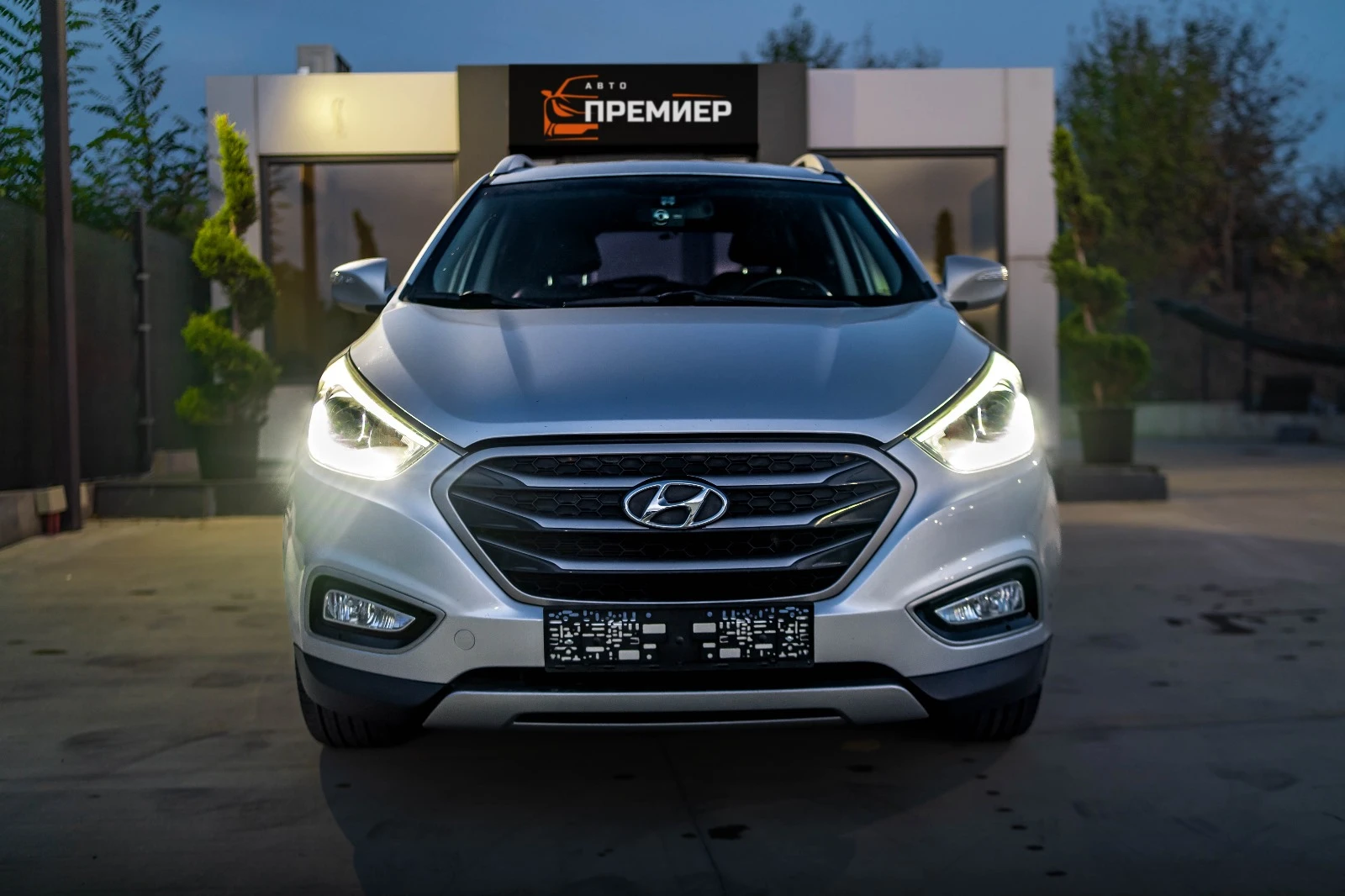 Hyundai IX35 2.0CRDI 4x4 (TUCSON)-6M ГАРАНЦИЯ-PREMIUM-FULL! - изображение 2