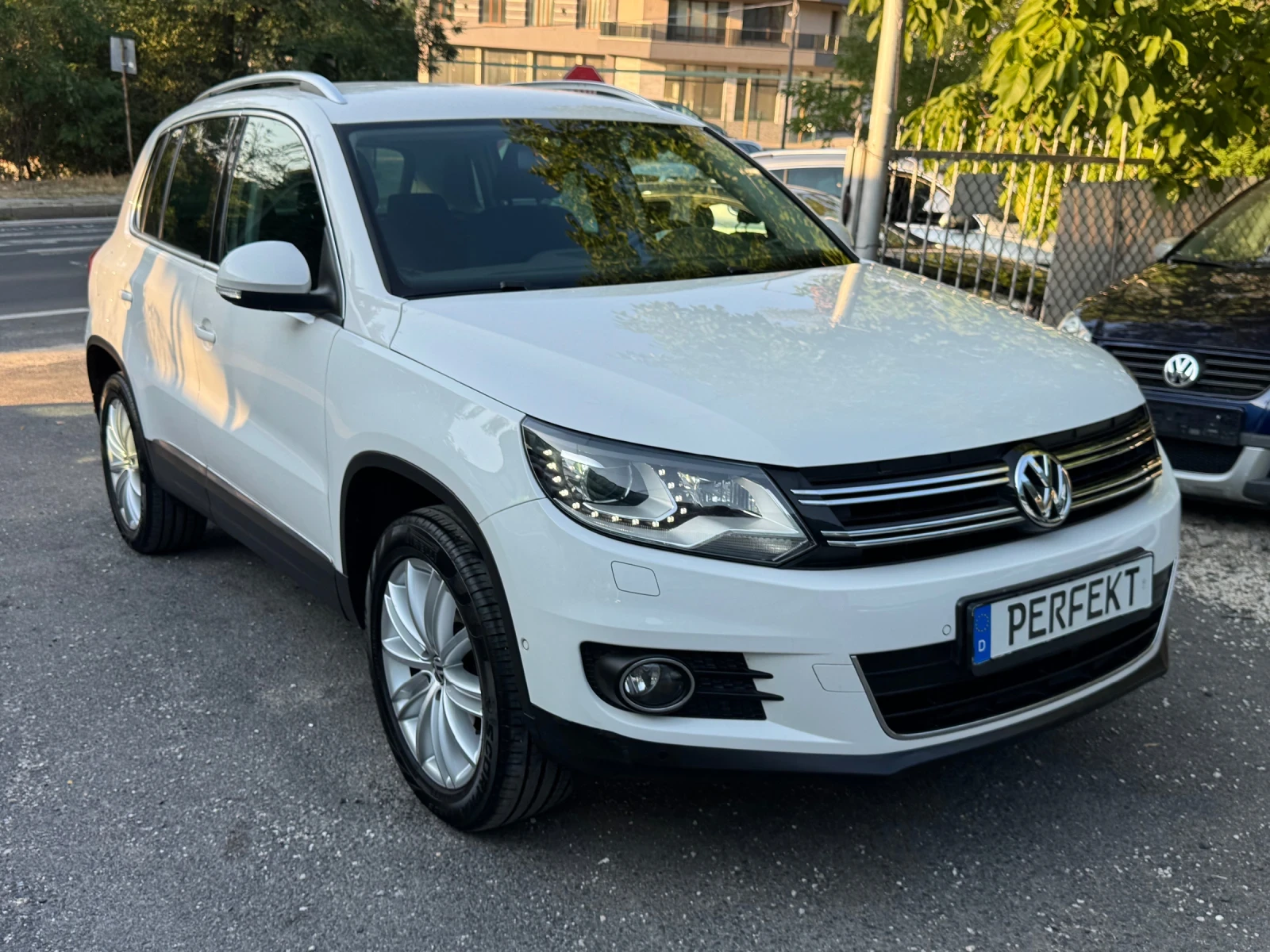 VW Tiguan 2.0TDI* 4motion* DSG - изображение 3