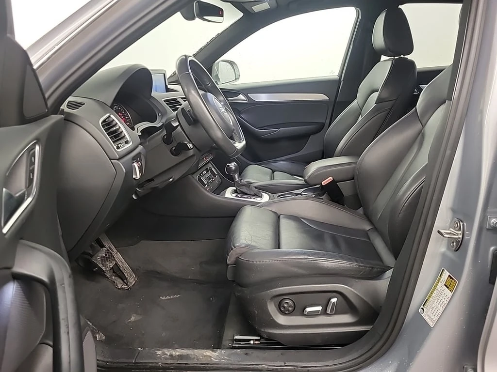 Audi Q3 * PROGRESSIV * CARFAX *    | Mobile.bg   5