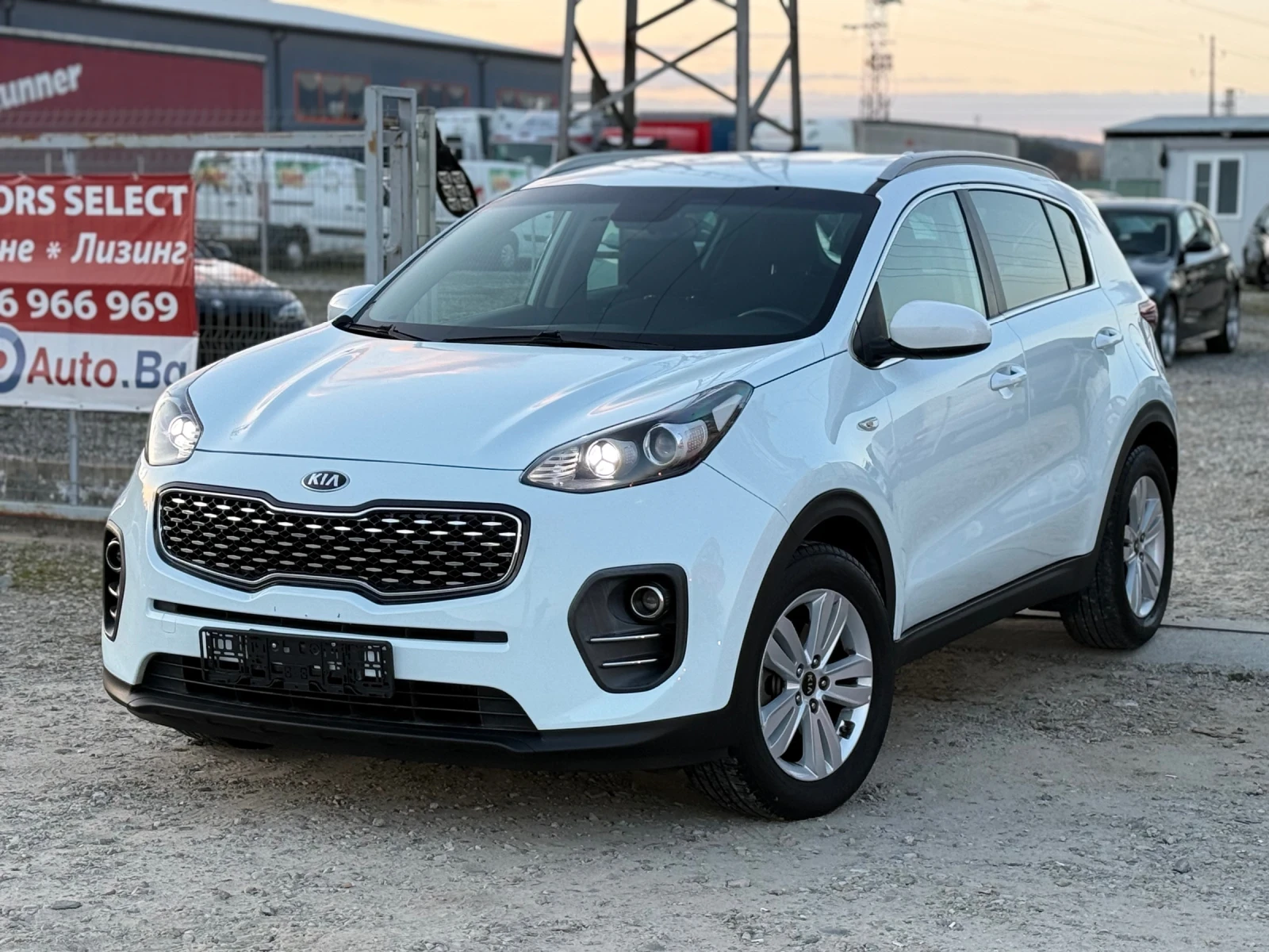 Kia Sportage 1.7 CRDI ЛИЗИНГ, снимка 3 - Автомобили и джипове - 53819621