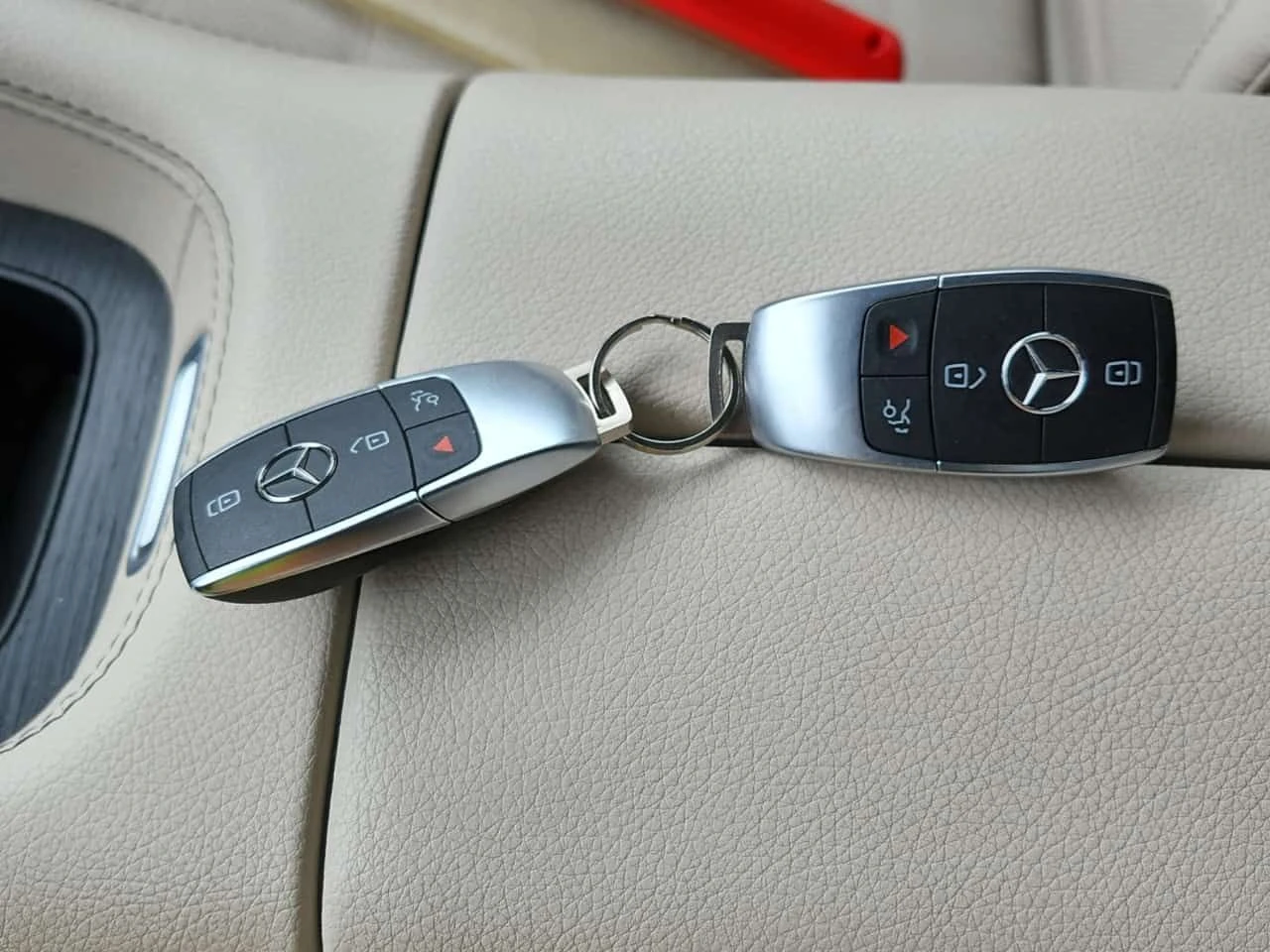 Mercedes-Benz GLE 350 * Без инциденти * Един собтсвеник * CARFAX * , снимка 8 - Автомобили и джипове - 54396097