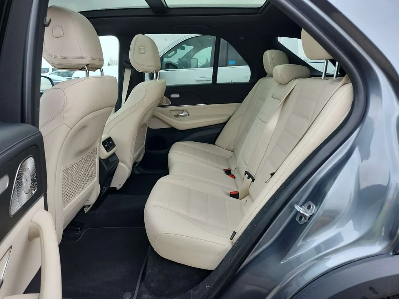 Mercedes-Benz GLE 350 * Без инциденти * Един собтсвеник * CARFAX * , снимка 12 - Автомобили и джипове - 54396097