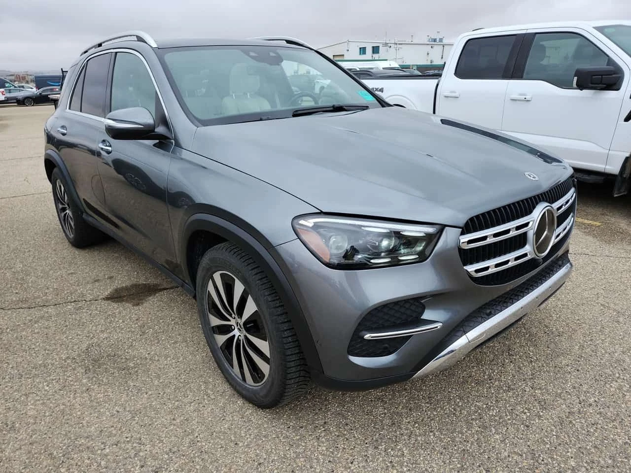 Mercedes-Benz GLE 350 * Без инциденти * Един собтсвеник * CARFAX * , снимка 2 - Автомобили и джипове - 54396097