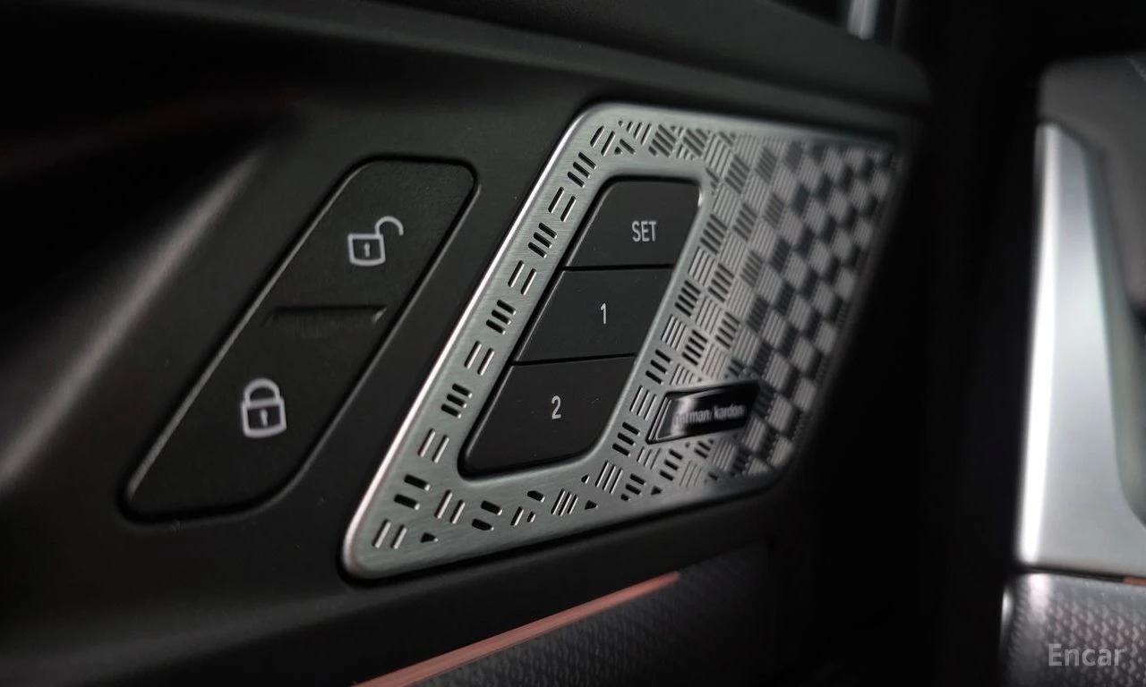 BMW X1 M35i* xDRIVE* HARMAN CARDON* ПОДГРЕВ* , снимка 11 - Автомобили и джипове - 54751421