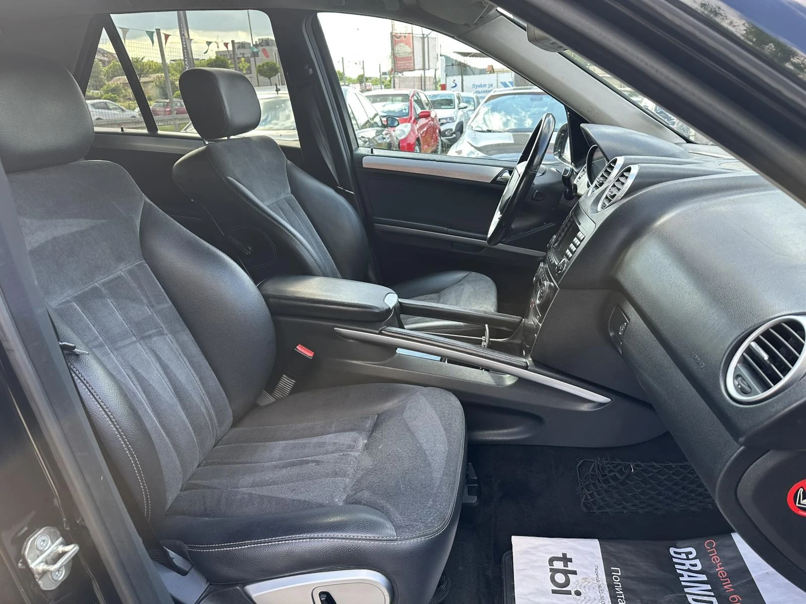 Mercedes-Benz ML 320 CDI НА ПРУЖИНИ, снимка 14 - Автомобили и джипове - 54773767