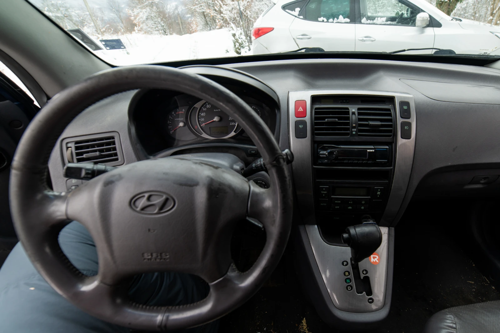 Hyundai Tucson, снимка 12 - Автомобили и джипове - 55094134
