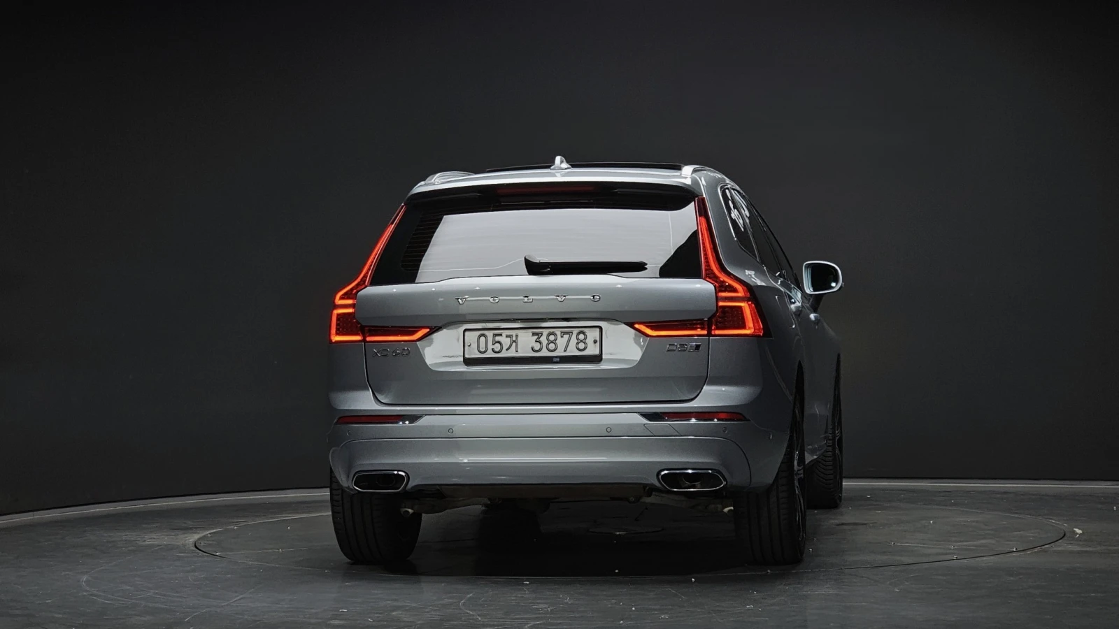 Volvo XC60 D5 Inscription, снимка 4 - Автомобили и джипове - 55261774