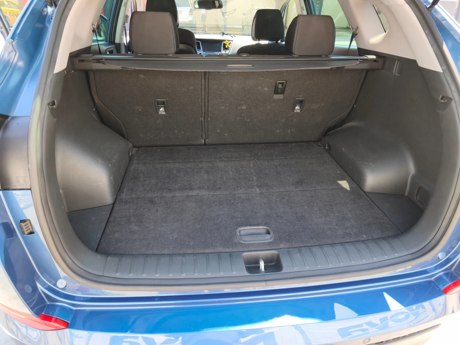 Hyundai Tucson, снимка 4 - Автомобили и джипове - 55564917