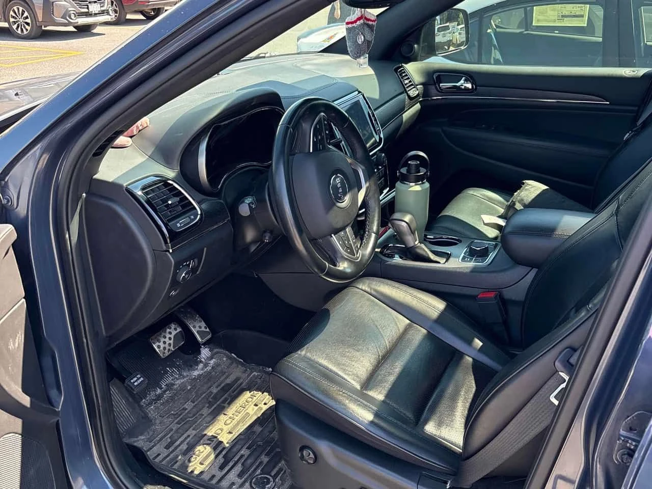 Jeep Grand cherokee High Altitude | CARFAX | АВТОКРЕДИТ, снимка 7 - Автомобили и джипове - 55579741