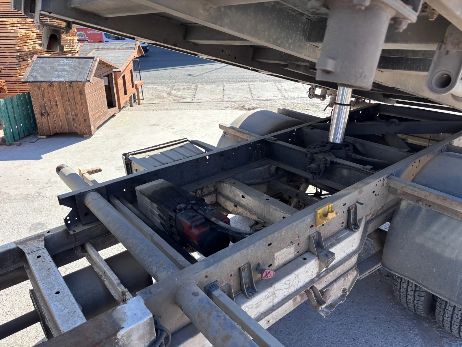 Mercedes-Benz Sprinter 413 Самосвал, снимка 7 - Бусове и автобуси - 53851218