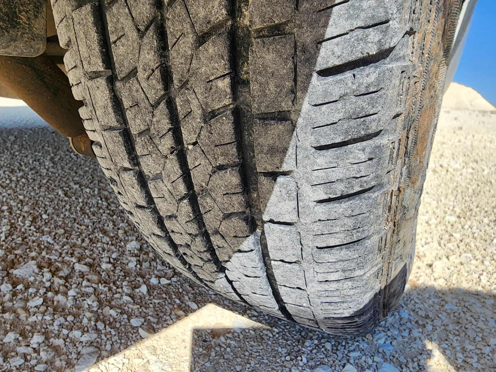Opel Vivaro, снимка 9 - Бусове и автобуси - 56021059