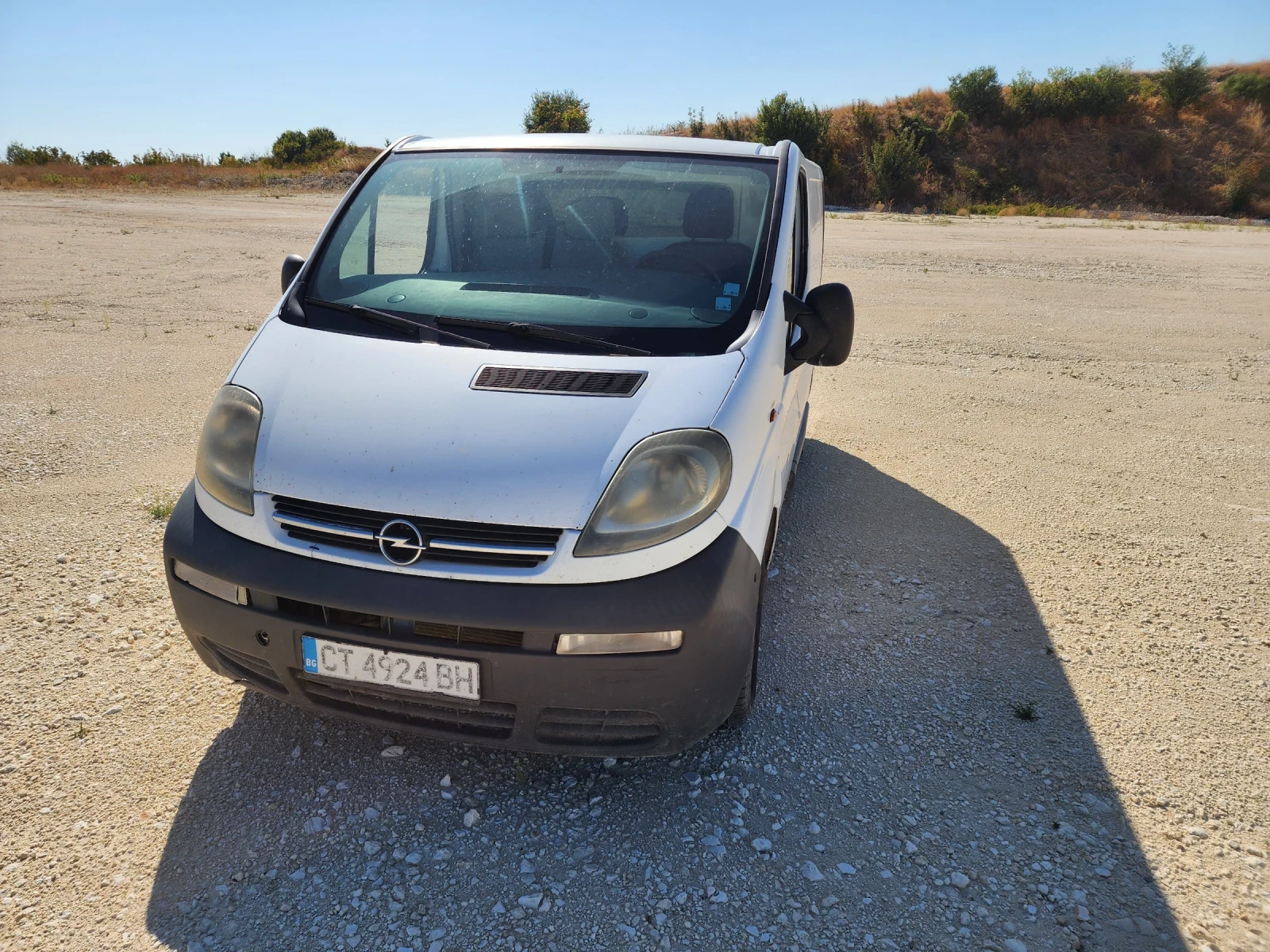 Opel Vivaro, снимка 2 - Бусове и автобуси - 56021059