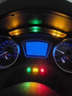 Piaggio Mp3 300 HPE-ПЕРФЕКТЕН, снимка 6