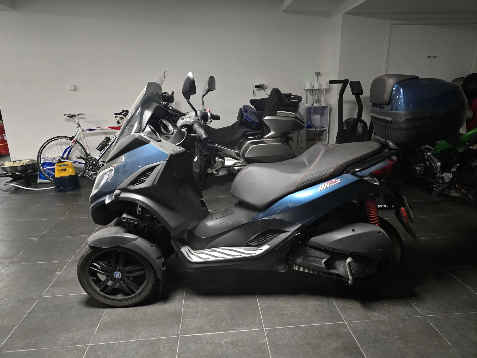 Piaggio Mp3 300 HPE-ПЕРФЕКТЕН, снимка 1