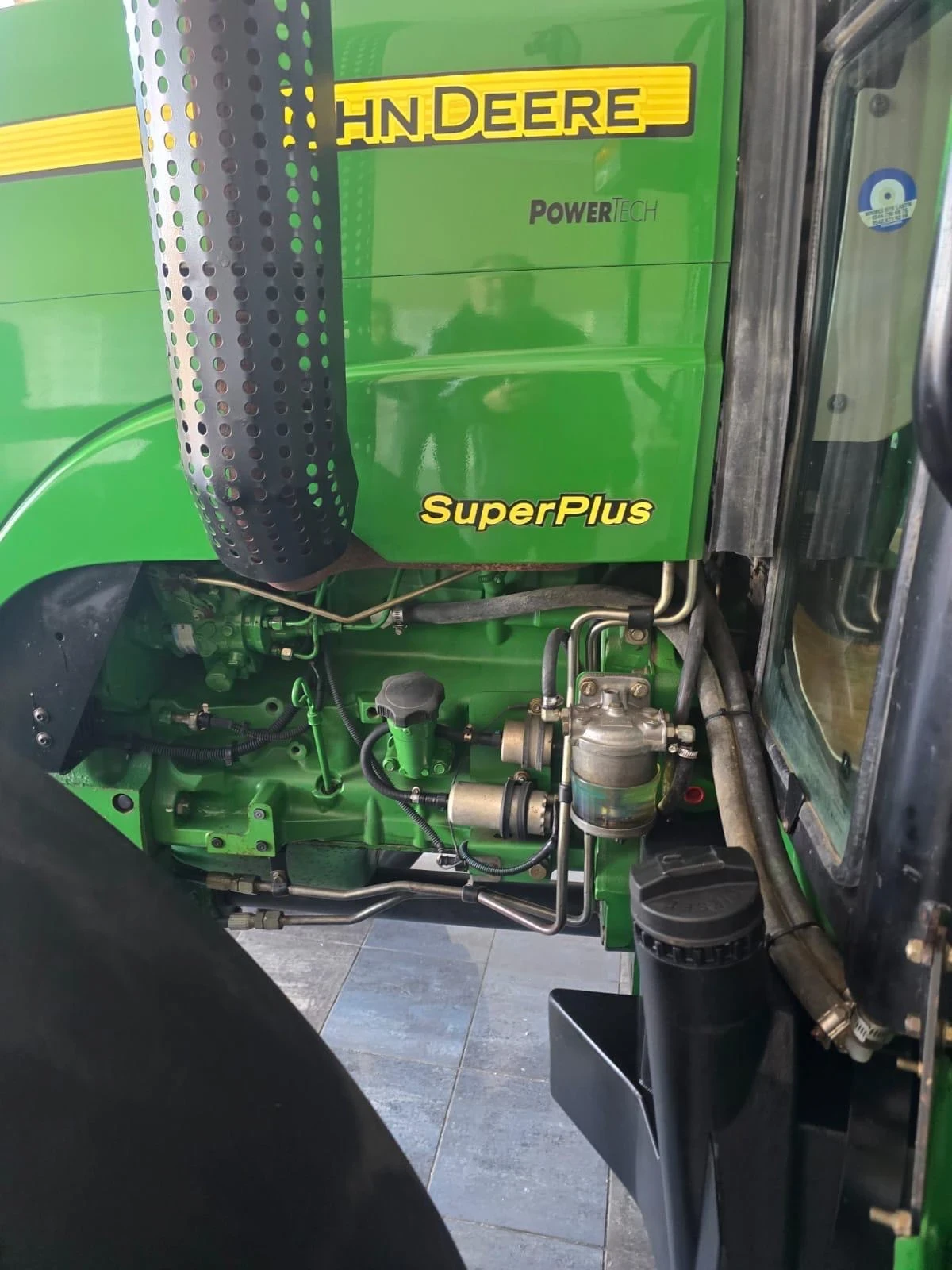 Трактор John Deere 5725SP, снимка 3 - Селскостопанска техника - 56438679