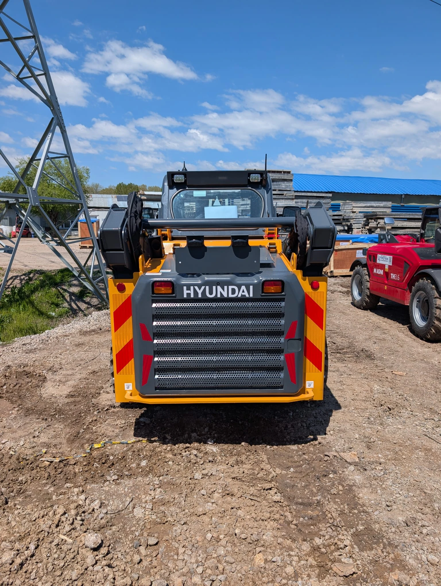 Мини челни товарачи Друга HS120V, снимка 4 - Индустриална техника - 54428869