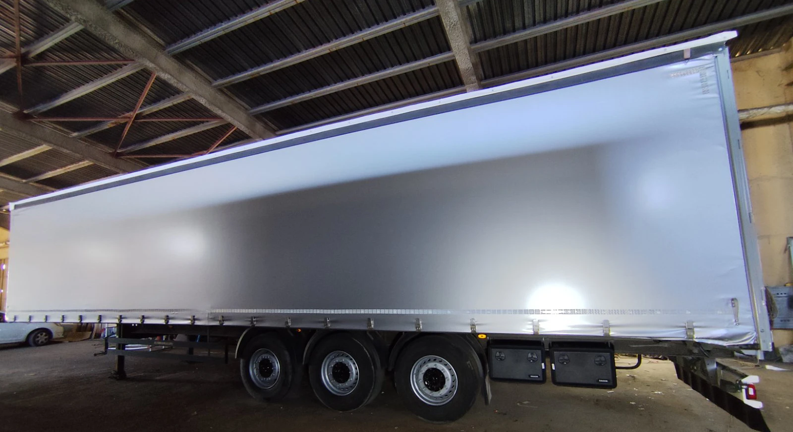 Полуремарке Schwarzmuller Standart, снимка 4 - Ремаркета - 54711677