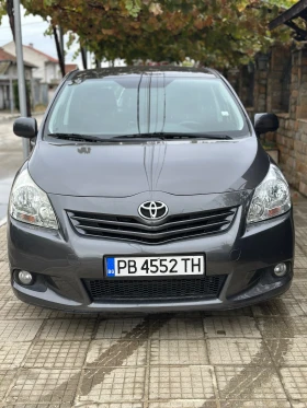 Toyota Verso, снимка 1
