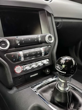 Ford Mustang GT Premium, снимка 9