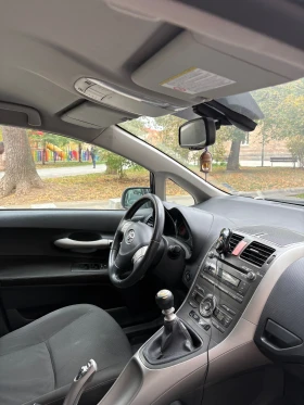 Toyota Auris  2.2 D-4D D-Cat  (177 �.�.)  | Mobile.bg � ����� ������ 3