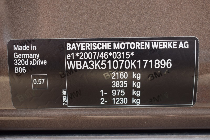 BMW 320 2.0 LUX SCHVEIC, снимка 17 - Автомобили и джипове - 42011910