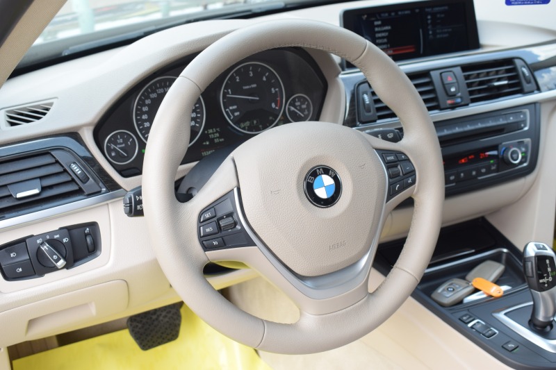 BMW 320 2.0 LUX SCHVEIC, снимка 9 - Автомобили и джипове - 42011910