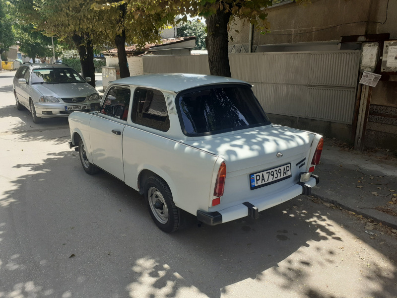 Trabant 601, снимка 4 - Автомобили и джипове - 46443611