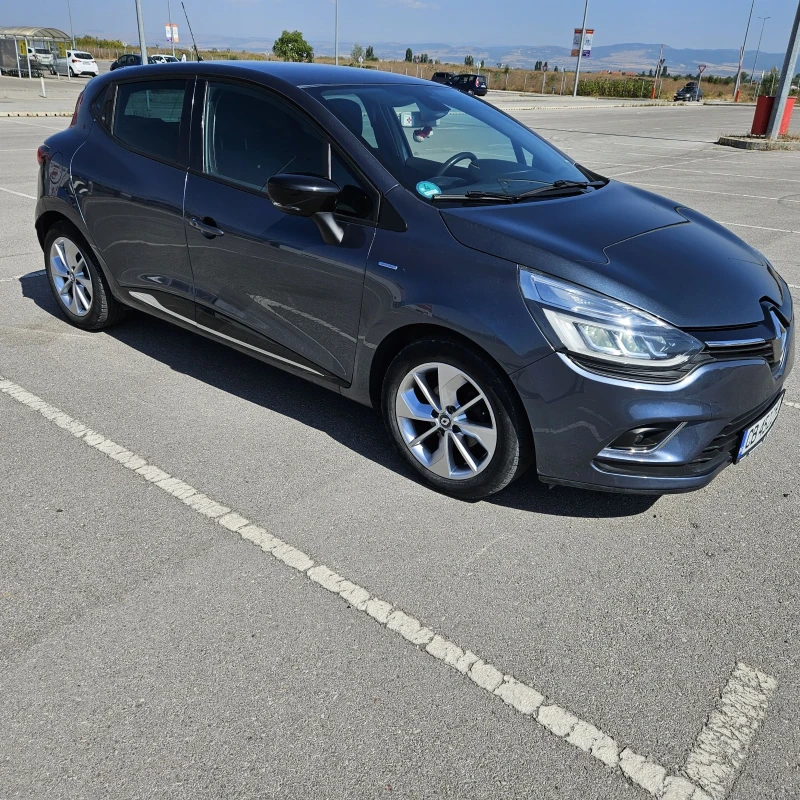 Renault Clio, снимка 2 - Автомобили и джипове - 47008857