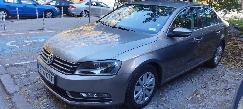 VW Passat 2.0 TDI, снимка 2 - Автомобили и джипове - 47893183