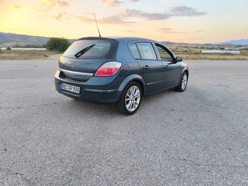 Opel Astra, снимка 3 - Автомобили и джипове - 48478632