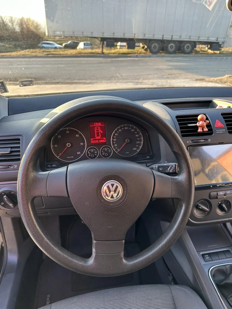 VW Golf, снимка 6 - Автомобили и джипове - 48494284