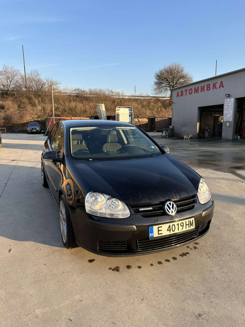 VW Golf, снимка 1 - Автомобили и джипове - 48494284