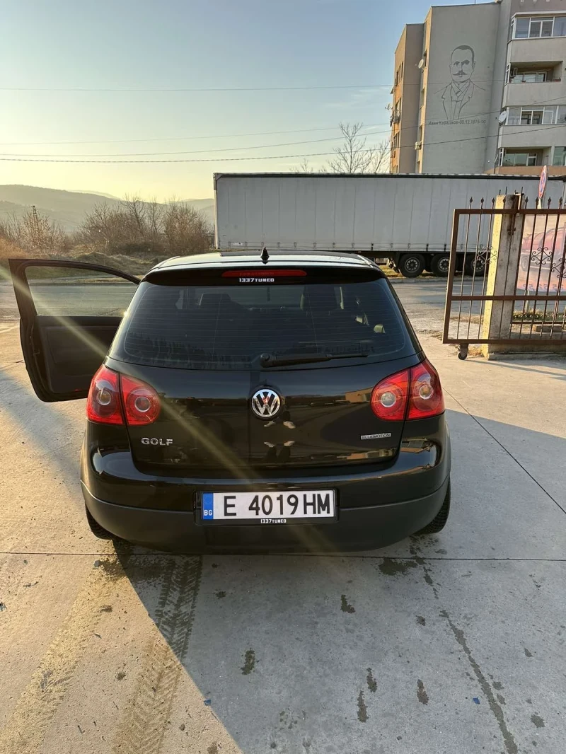 VW Golf, снимка 3 - Автомобили и джипове - 48494284