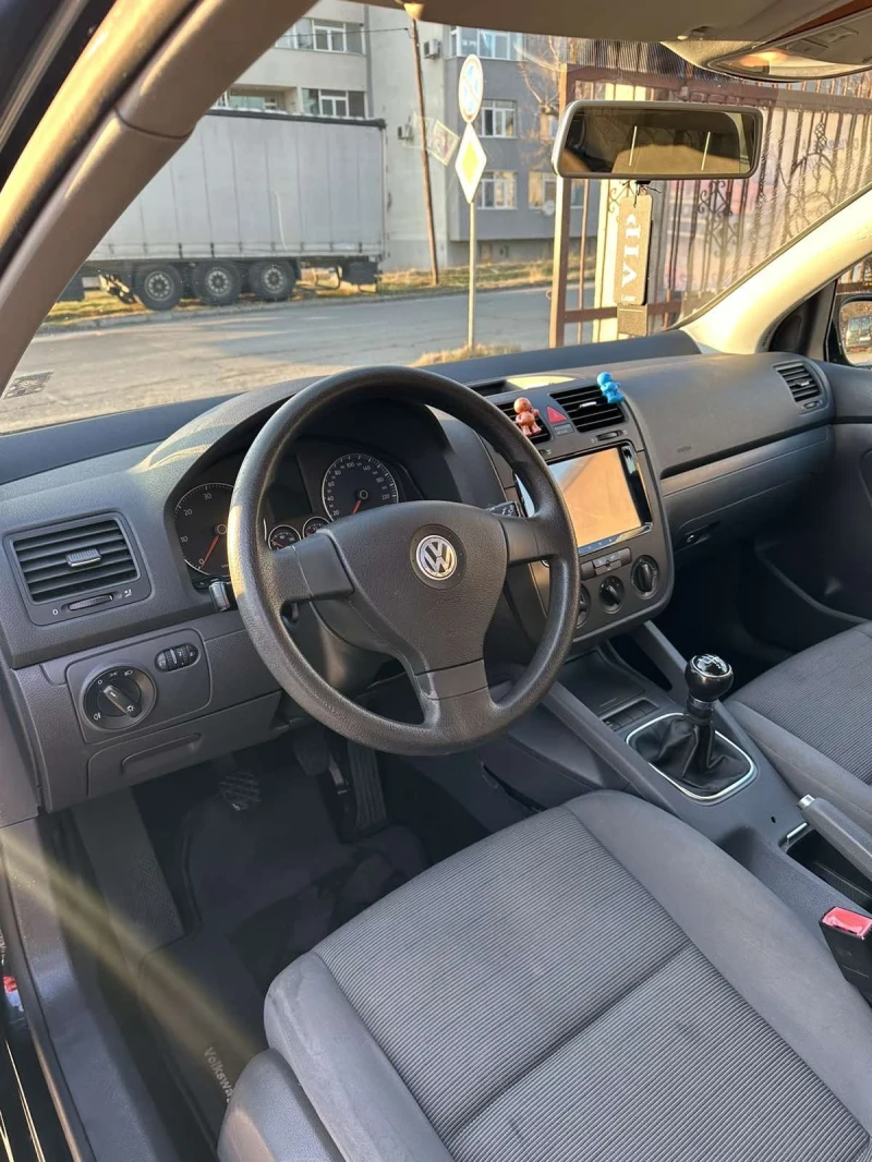 VW Golf, снимка 2 - Автомобили и джипове - 48494284