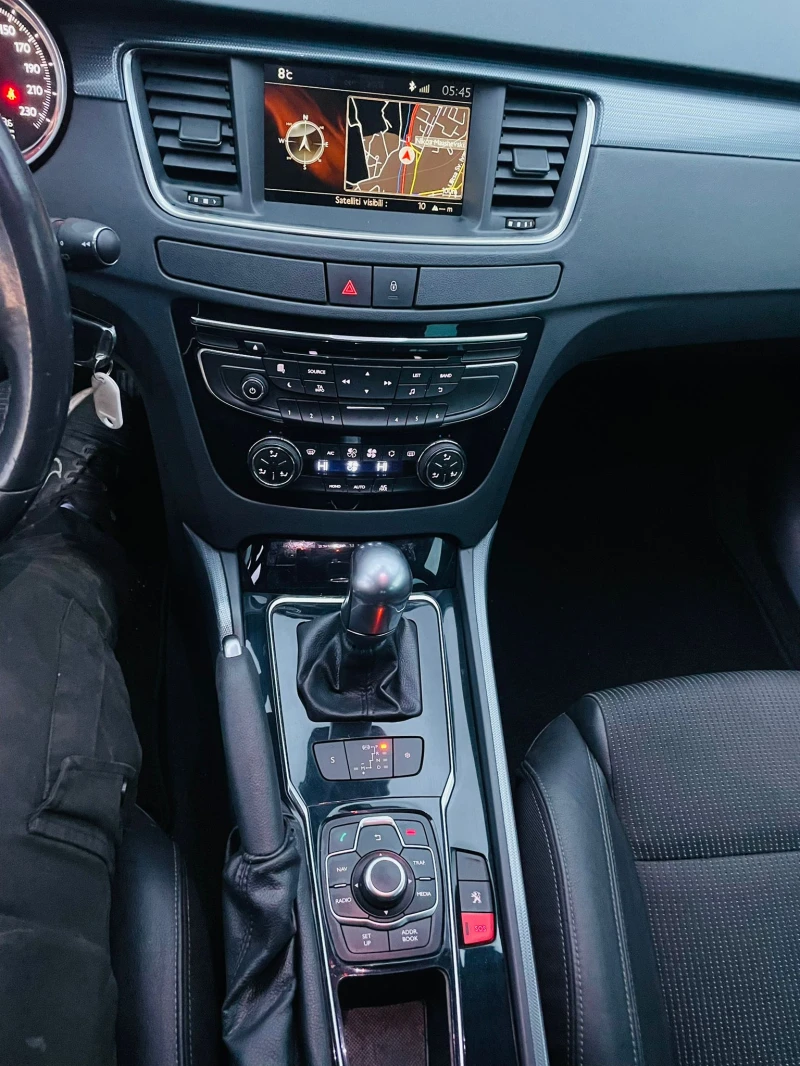 Peugeot 508 2.0HDI-АВТОМАТ FULL, снимка 10 - Автомобили и джипове - 48896467