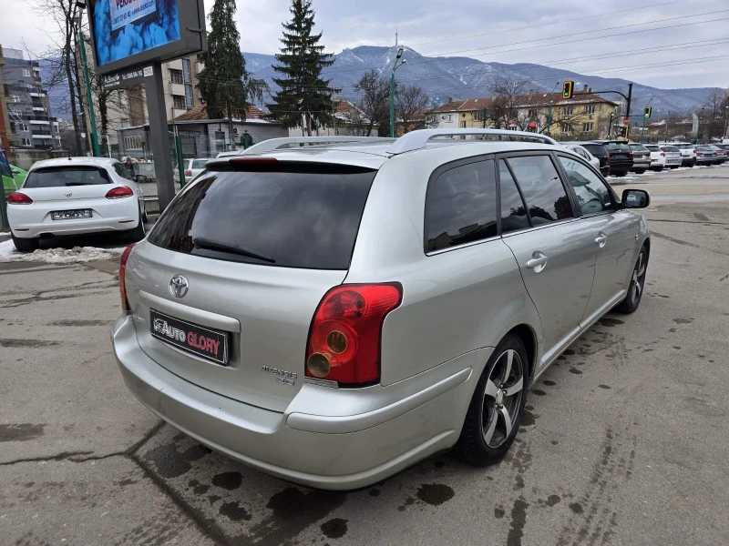 Toyota Avensis 2.0 BENZ, снимка 4 - Автомобили и джипове - 49274304