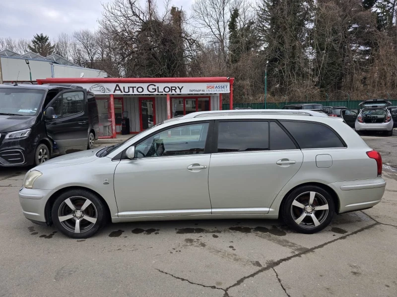 Toyota Avensis 2.0 BENZ, снимка 8 - Автомобили и джипове - 49274304