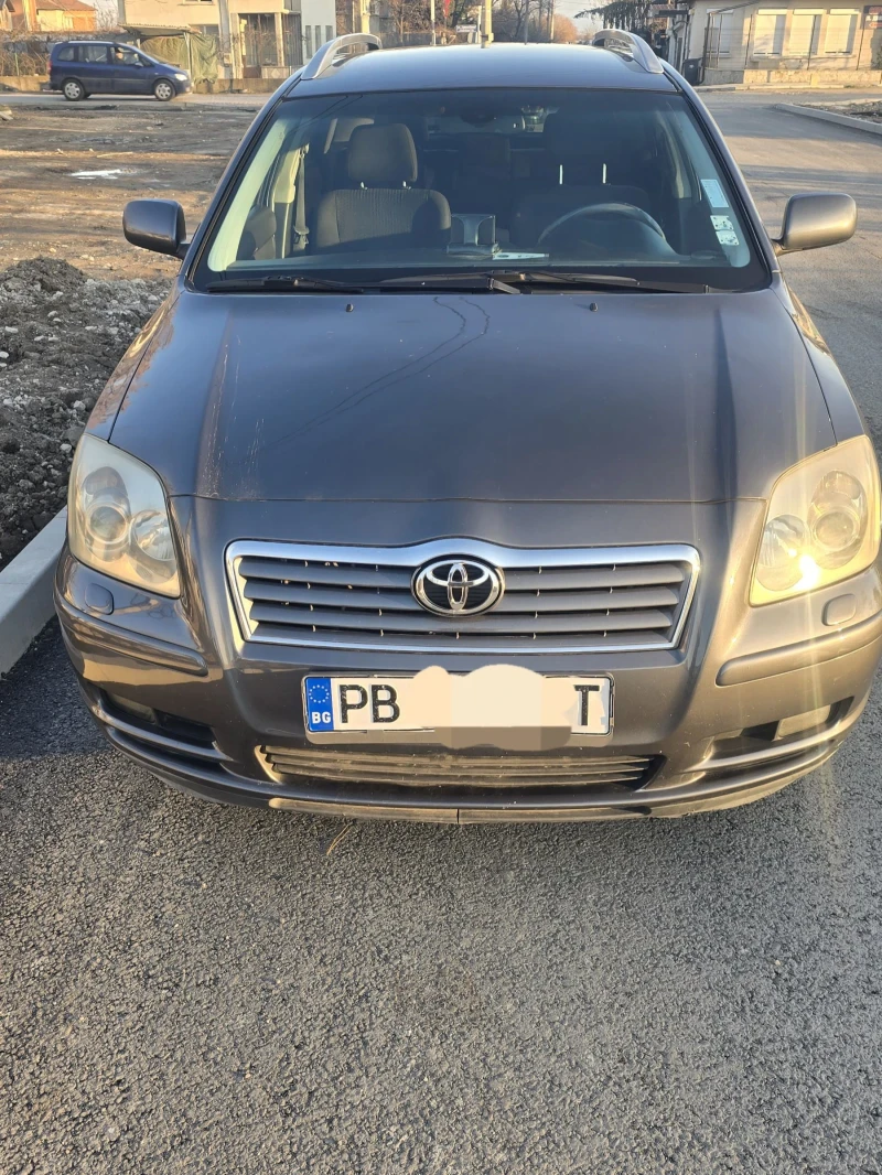 Toyota Avensis, снимка 12 - Автомобили и джипове - 49361780