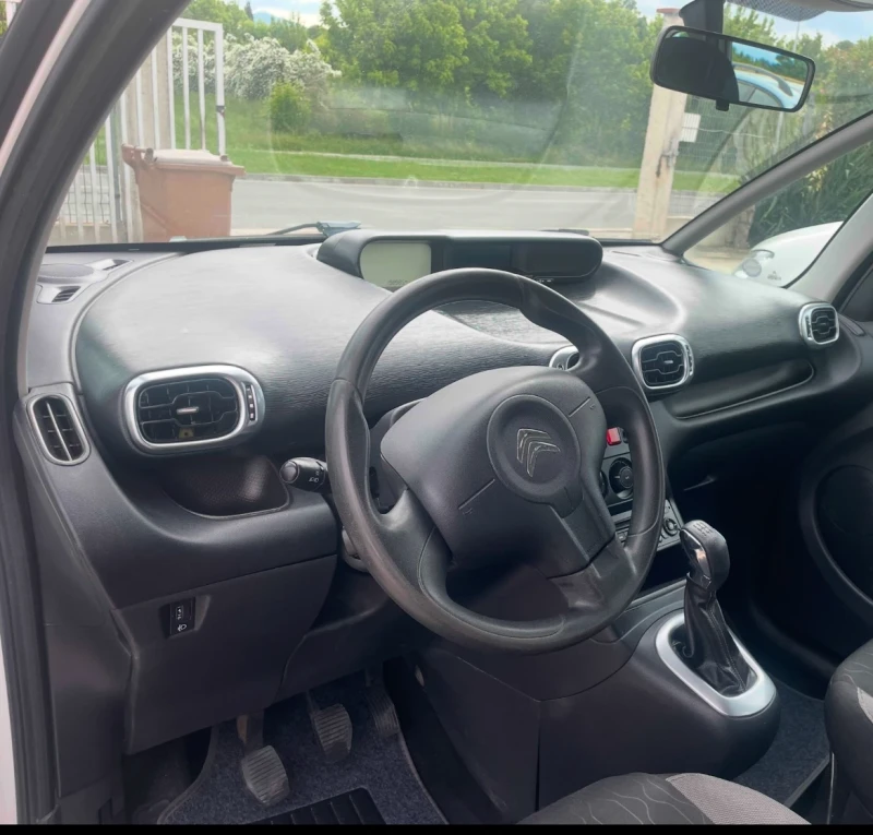 Citroen C3 Picasso 1.4 фейс led, снимка 6 - Автомобили и джипове - 50457860