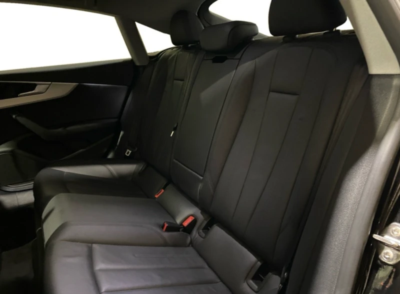 Audi A5 Автокредит* , снимка 9 - Автомобили и джипове - 52749460