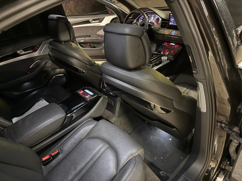 Audi A8 4.2, снимка 6 - Автомобили и джипове - 52930691
