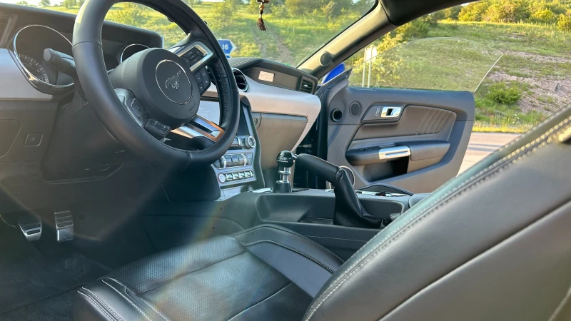 Ford Mustang GT Premium, снимка 14 - Автомобили и джипове - 52940687