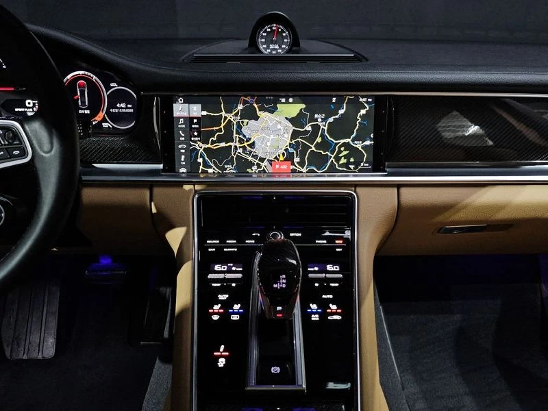 Porsche Panamera * 3.0* ОБДУХ* ПАНО, снимка 14 - Автомобили и джипове - 55662638