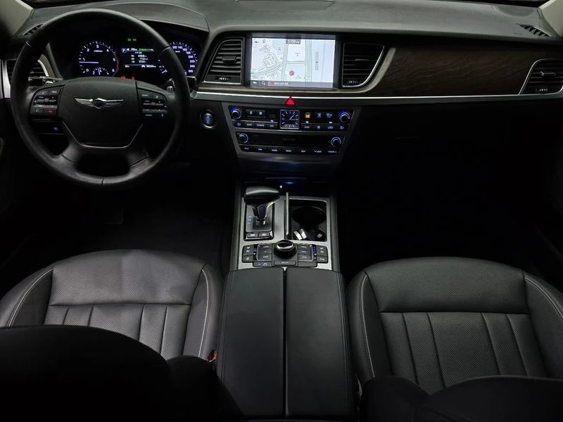 Genesis G80 КРАЙНА ЦЕНА: 19741 EUR !!!РЕАЛНА КРАЙНА ЦЕНА!!!, снимка 7 - Автомобили и джипове - 55967997