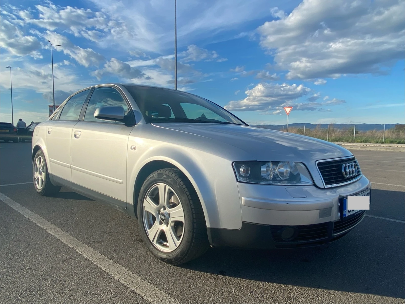 Audi A4 2.0 i - изображение 2